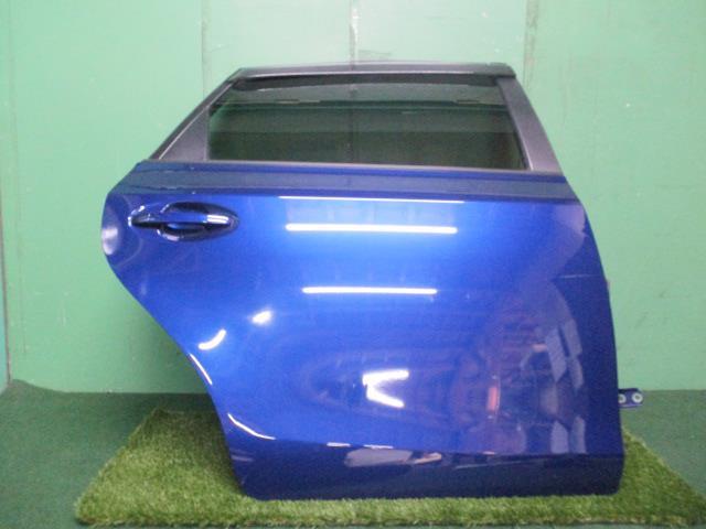 プリウスα DAA-ZVW41W 右RドアASSY G 5人 67003-47180【岐阜発】拍卖