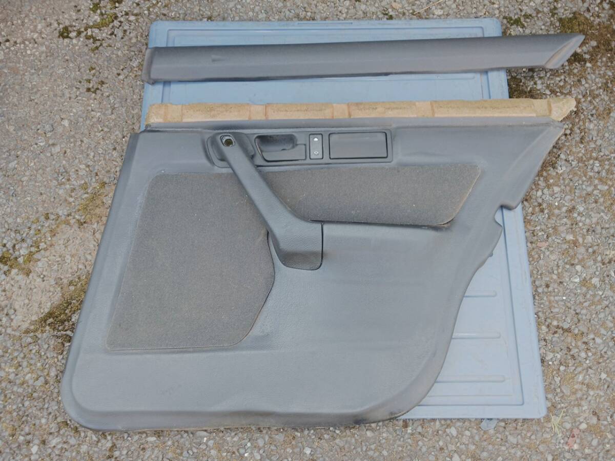 ■BMW E34 525i リアドア内張り 右 中古 ジャンク 1978212 部品取あり ドアトリム 535i ■拍卖