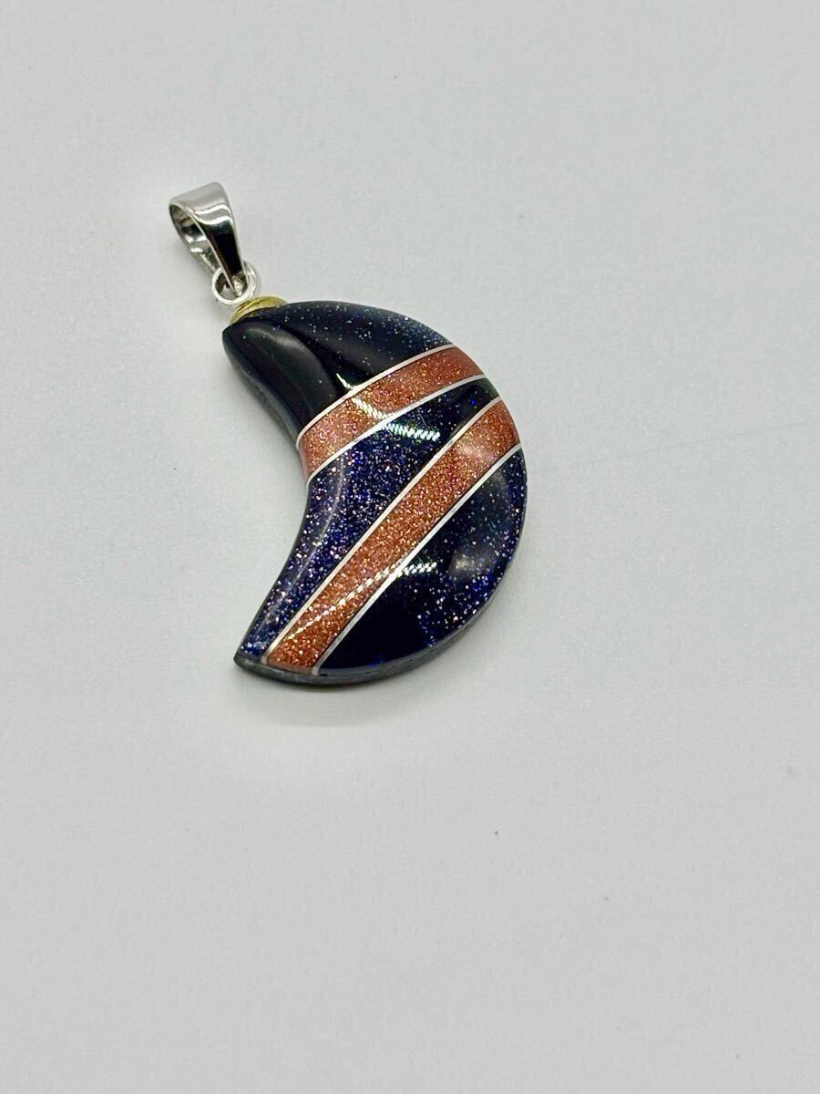 【美品】紫金石 茶金石 オニキス 三日月モチーフ ペンダント トップ 天然石 シルバートーン ムーンモチーフ 拍卖