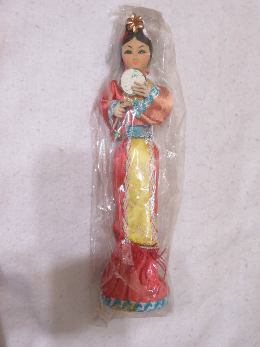 チャイナドール 台湾 民芸品 お土産 伝統衣装 民族衣装中国人形 未開封拍卖