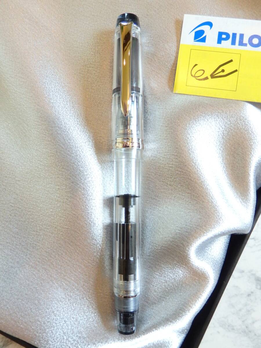◆【きれいなお品】【送料210円~】パイロット Custom ヘリテージ 92 吸入式 限定万年筆 クリアー ペン先:14K585 FM拍卖