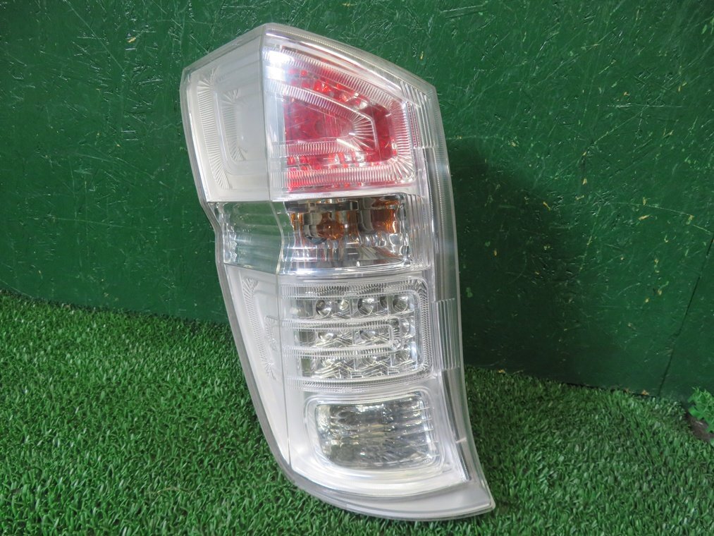 『psi』 ホンダ RK5 ステップワゴンスパーダ 左テールランプ スタンレー P8896 H22年式拍卖