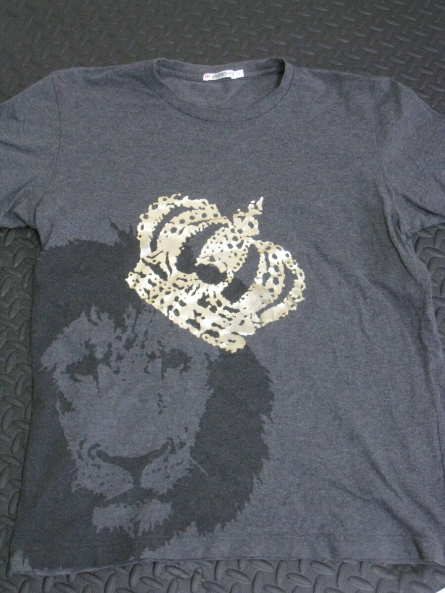 UNIQLO★ユニクロTシャツLサイズ!★CANNESLIONS-TSHIRTGRANDPRIX2009★正規品★黒×灰×金★ゴールド★UT拍卖