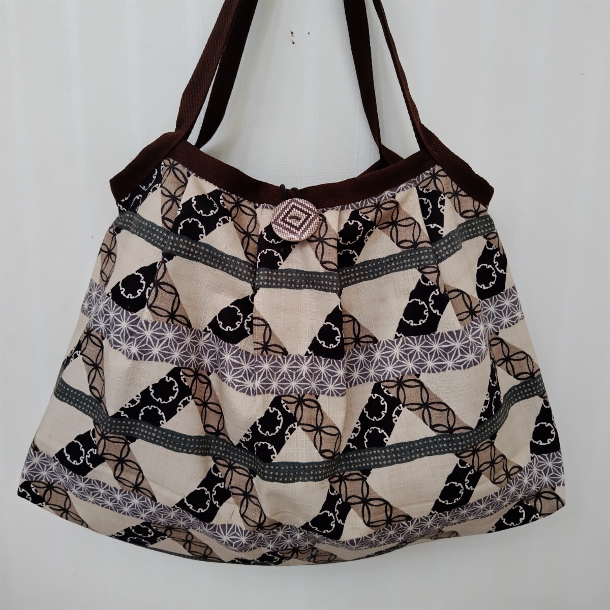 【グラニーバッグ】Lサイズ 和柄 ベージュ系 ハンドメイド拍卖