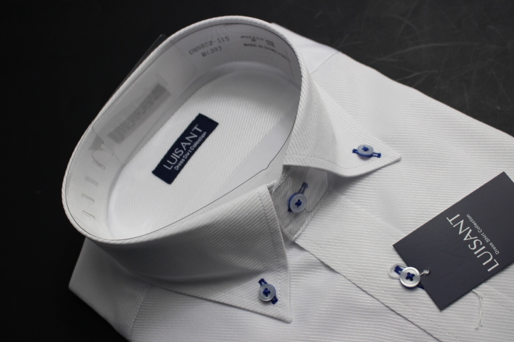 送料185円【新品】LUISANT(山喜) ボタンダウン/ワイシャツ 半袖 /スリム 形態安定  L(41cm) 白ドビー バイアス柄 /UNN602/115(6C284拍卖