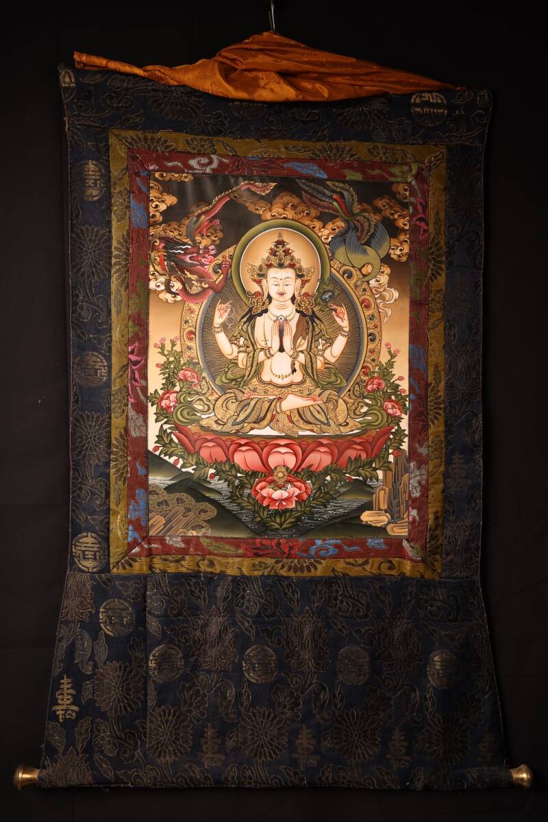 旧藏 手描きのダッカ 佛教工藝 天然顏料 四臂觀音菩薩 仏像 中国古畫 美術品 S77拍卖
