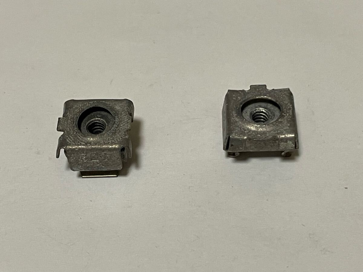 COLLNS コリンズ  KWM-2 トリムリングネジ取り付け台座  取外し品 ジャンク扱い拍卖