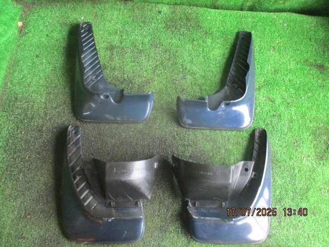 (0404)PY32 グロリア マッドガードセット 泥除け拍卖