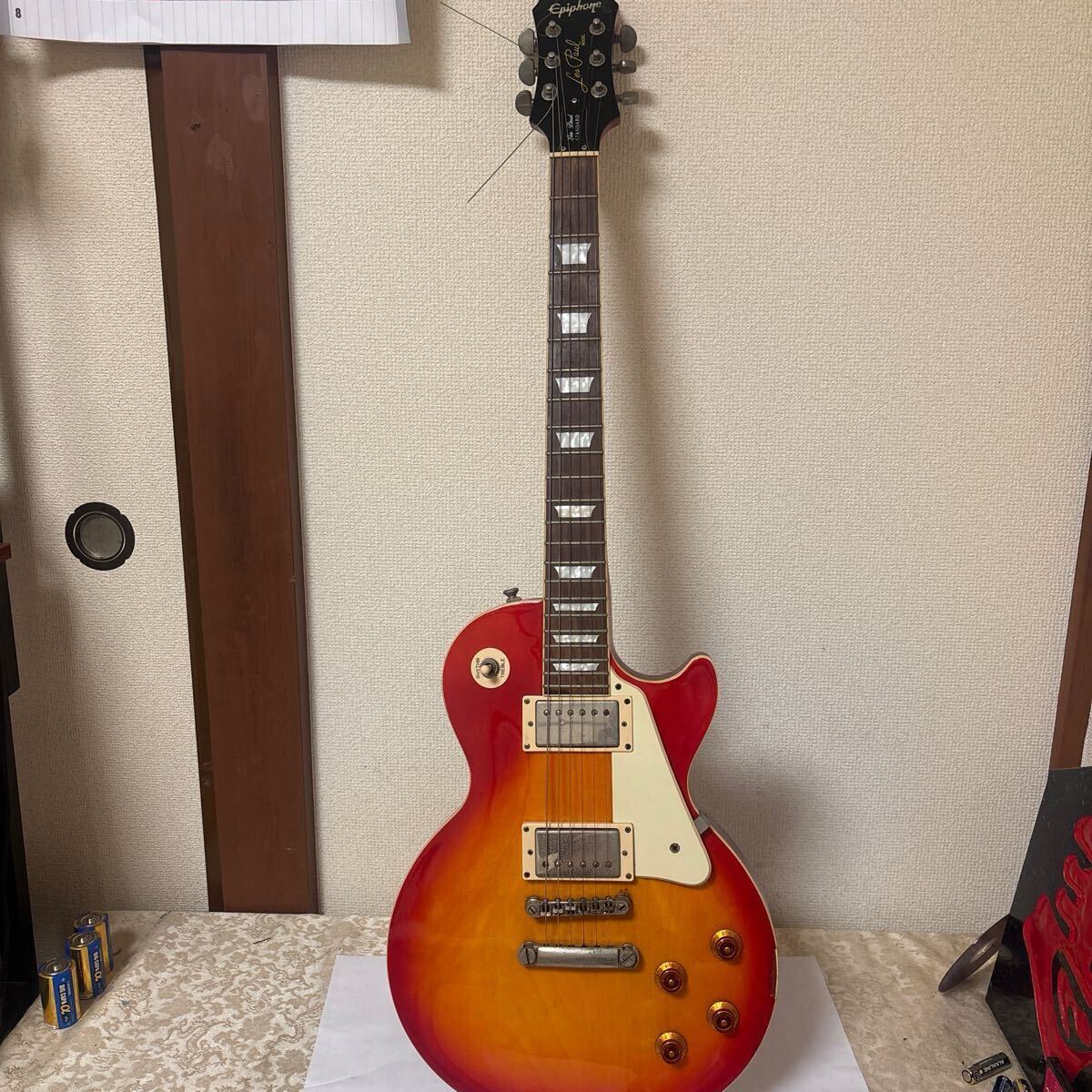 Epiphone Les Paul Standard サンバースト エレキギター拍卖