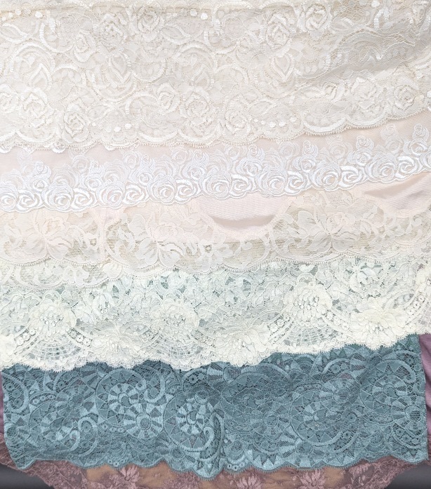 699T ☆美品入り 必見 ☆大特価☆ スリップ ☆40枚☆ まとめ売り ブランド混合 ☆大きいサイズから小さいサイズまで☆ 中箱拍卖