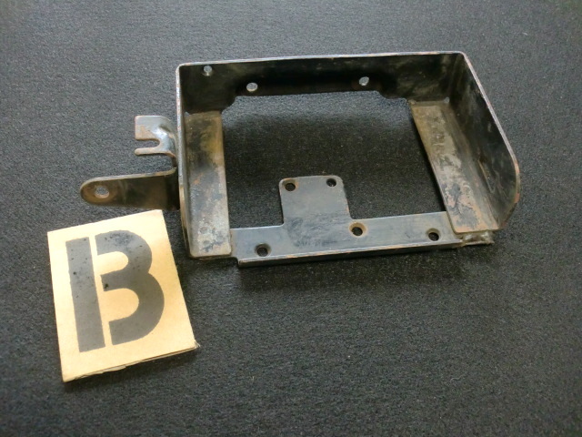 ハーレー バッテリー トレー B-3拍卖