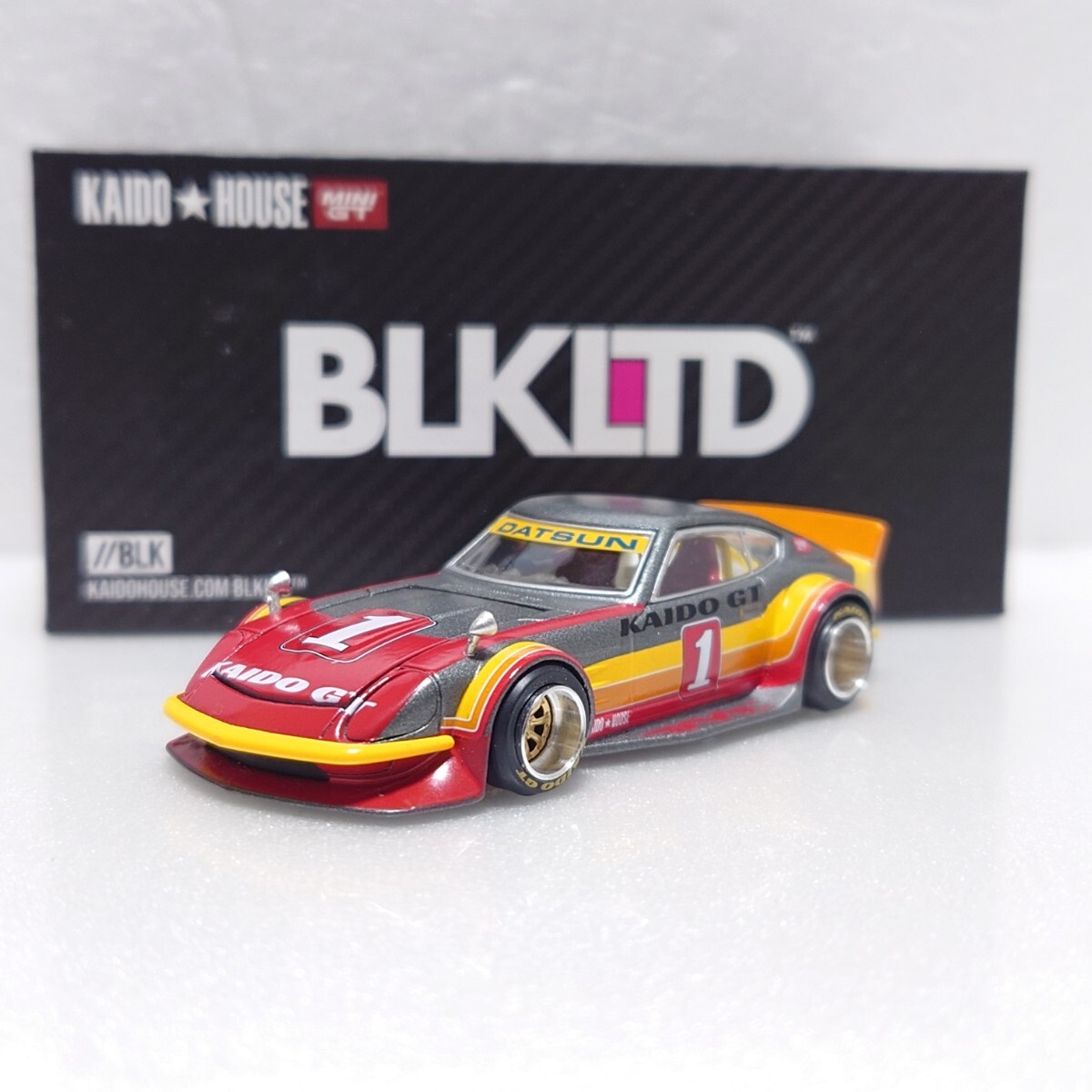 MINIGT 1/64 KAIDO HOUSE ダットサン フェアレディZ GT BLKLTD KHMG031 ブラックリミテッド MINI GT Black Limited拍卖