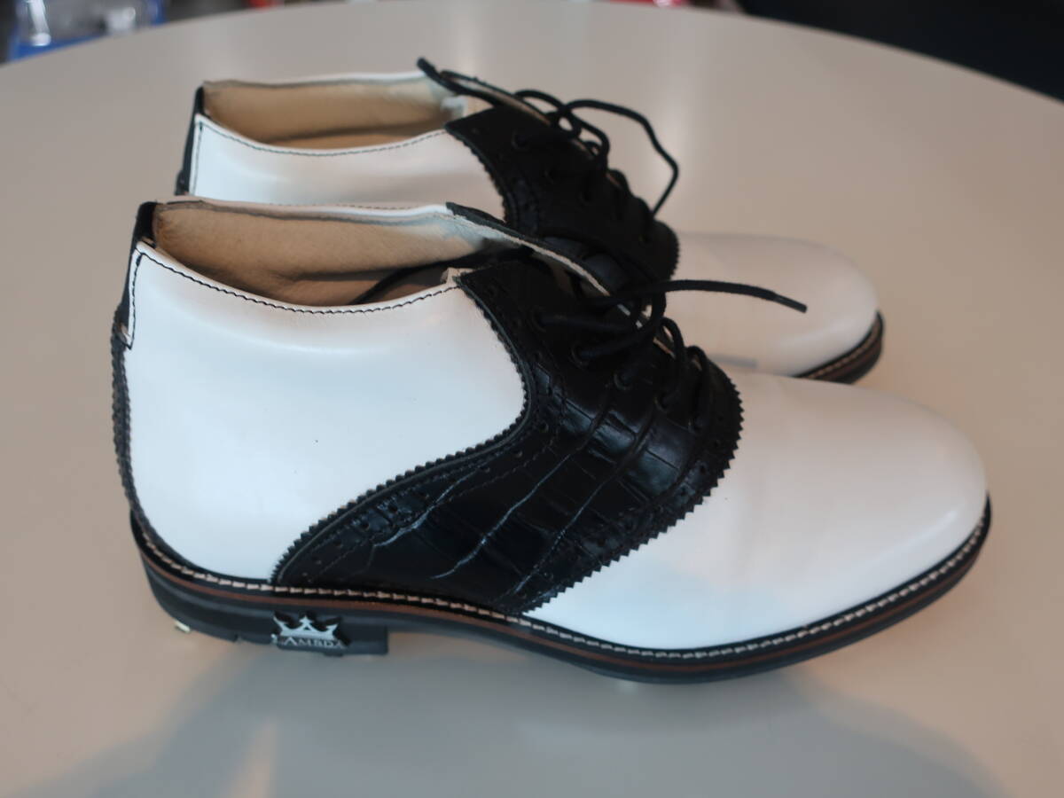 ゴルフシューズ ラムダ 白・黒 EUR39.0拍卖