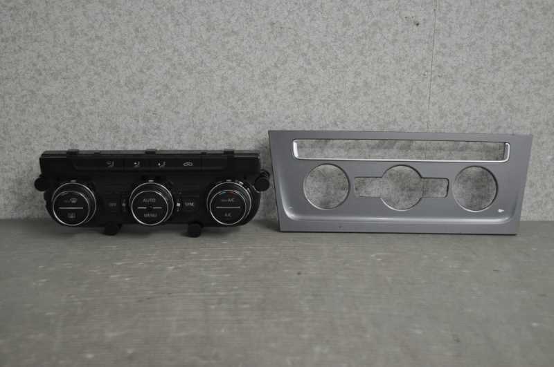 ゴルフ ヴァリアント コンフォートライン 5G型 右H 前期 (AUCJZ) 純正 エアコンスイッチ パネル付 5G2 863 100 5G090 7044BC s020179A拍卖
