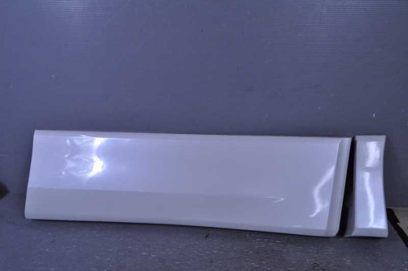 ヴェルファイア 前期(ANH20) 純正 右 フロント プロテクターモール 070 76925-58030 / 76901-58030-A0 76903-58030-A0 k079550拍卖