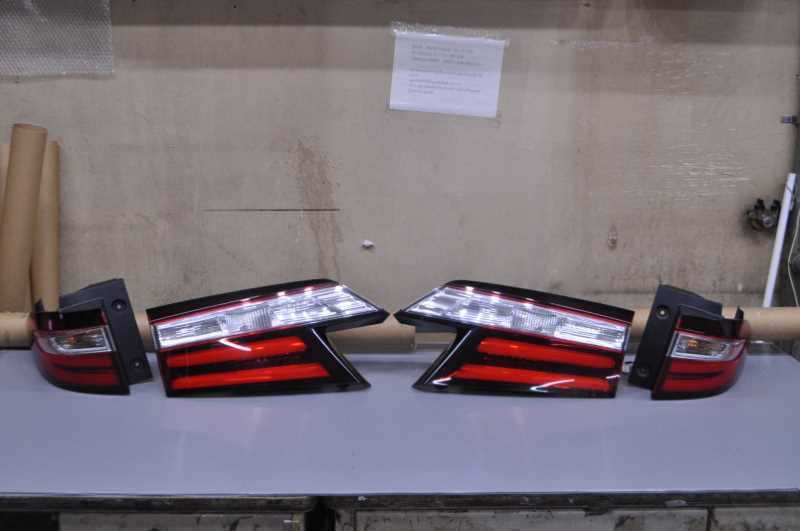 オデッセイ アブソルート 前期(RC1 RC2) 純正 AL 動作保証 テールライト フィニッシャー 左右セット 13CO22 13CO23 k088732拍卖