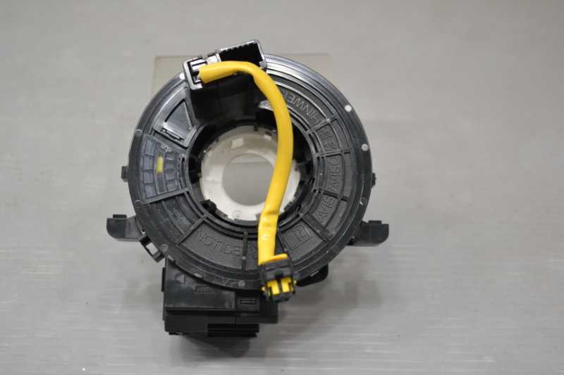 ソリオ バンディット ハイブリッド 前期(MA36S) 純正 破損無 取付OK 動作保証 スパイラルケーブル /37480-74P20 k090972拍卖