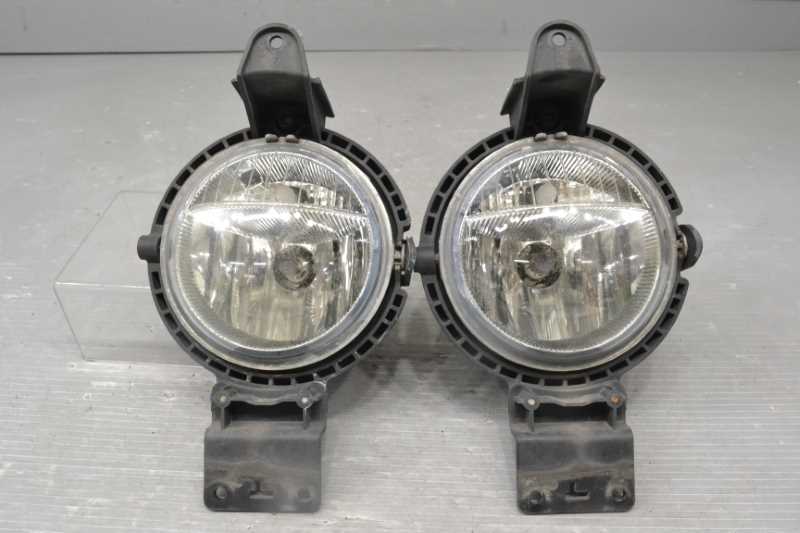 ミニクーパー クラブマン R55 後期(ZF16) 純正 動作保証 フォグランプ 左右 セット 右 左 0 305 071 001/63 172 751 295 k082835拍卖