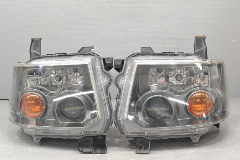 オッティ ライダー 前期(H92W) 純正 スタンレー 動作保証 ヘッドライト 左右 セット HID 右 左 P6537 /26010-6A02C k082670拍卖