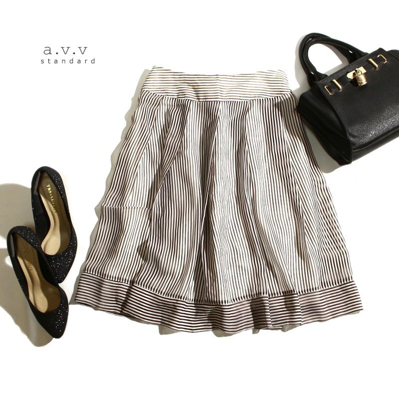 美品 アーヴェヴェスタンダード a.v.v standard イトキン(株 薄手 春 夏 ストライプ ボーダー 柄 シフォン フレアスカート 9号 38 ブラウン拍卖