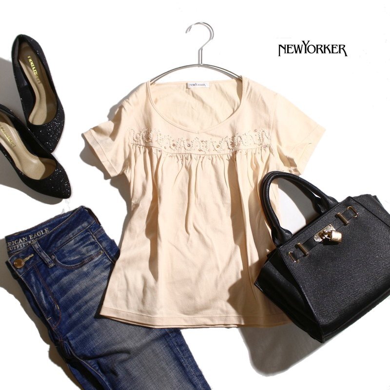 美品 NEWYORKER ニューヨーカー レディース 夏 ビーズ 刺繍 ギャザー 半袖 Tシャツ カットソー M ベージュ ミセス オフィス 通勤 綺麗め拍卖