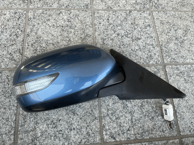 ★☆後期 スバル レガシー BP5 BL5 BP9 BLE BPE 用純正ドアミラー 右1/1 D20/64Z 動作確認済み☆★拍卖