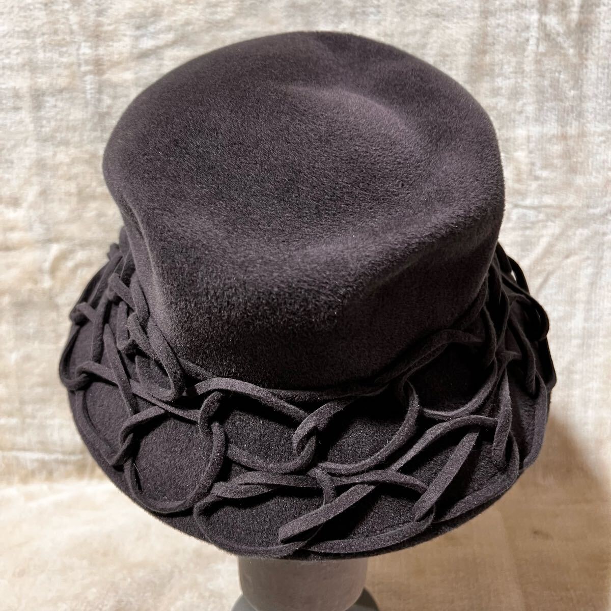 C2597 Chiyoda 千代田帽子株式会社 千代田帽子 兎毛 グレー系 帽子 日本製 秋冬物 レディース ユーズド拍卖