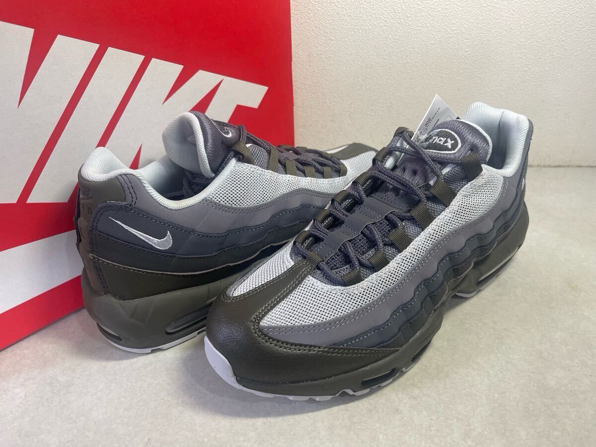 NIKE AIR MAX 95 ESSENTIAL エア マックス 95 エッセンシャル CARGO KARKI カーゴカーキ US9 国内正規 未使用新品 749766-302拍卖
