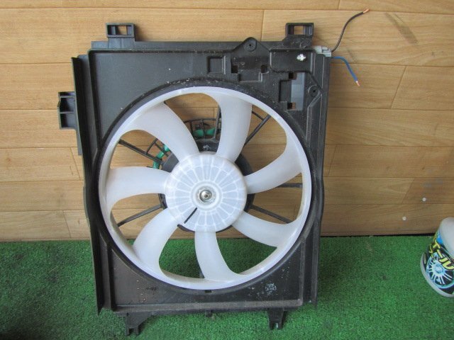【個人宅配送不可】スズキ ワゴンR MH95S R3年式 ■電動ファン 中古 ★212910拍卖