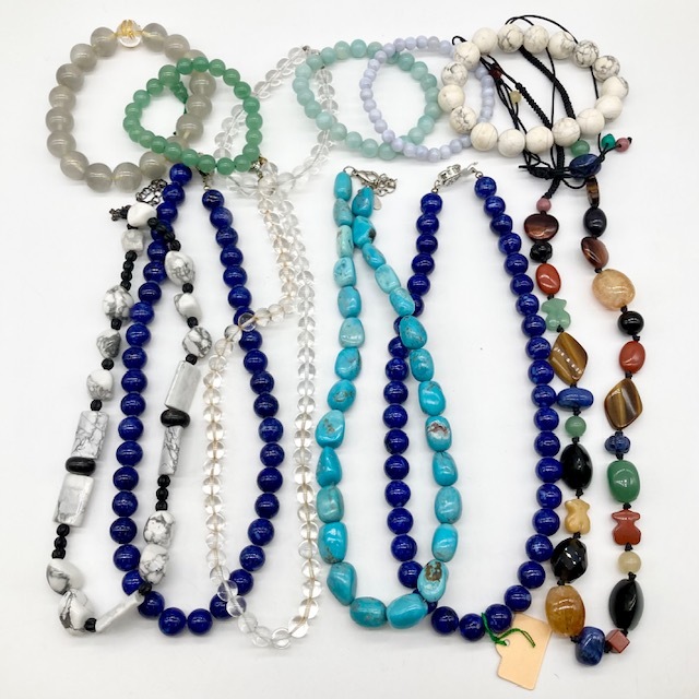 D808 アクセサリー まとめ 天然石 ヒスイ ターコイズ カラーストーン ネックレス ブレスレット ビンテージ イミテーション 豪華 まとめ売り拍卖