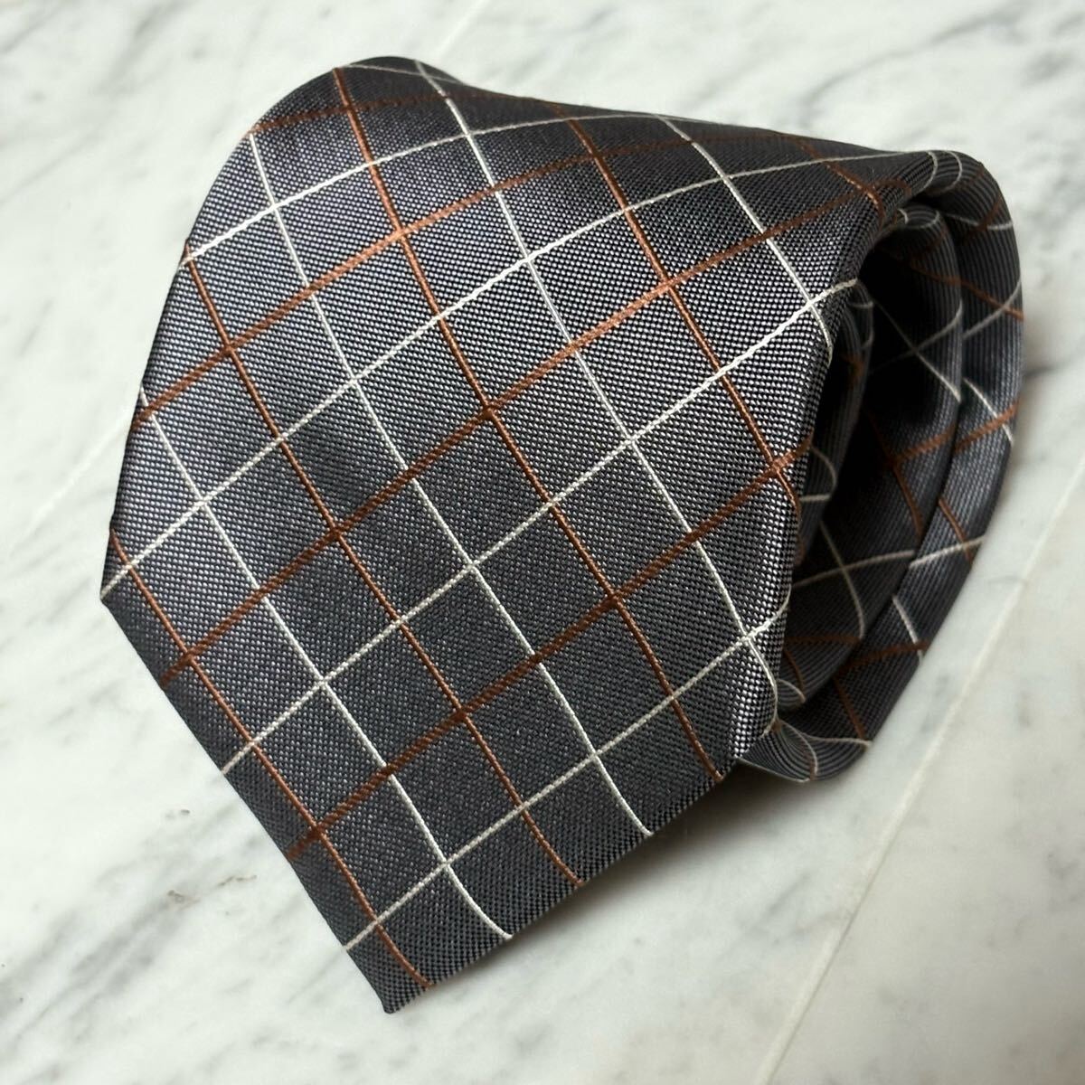 【未使用に近い】 999円~ INHALE EXHALE ネクタイ グレー チェック柄 (GB6)拍卖