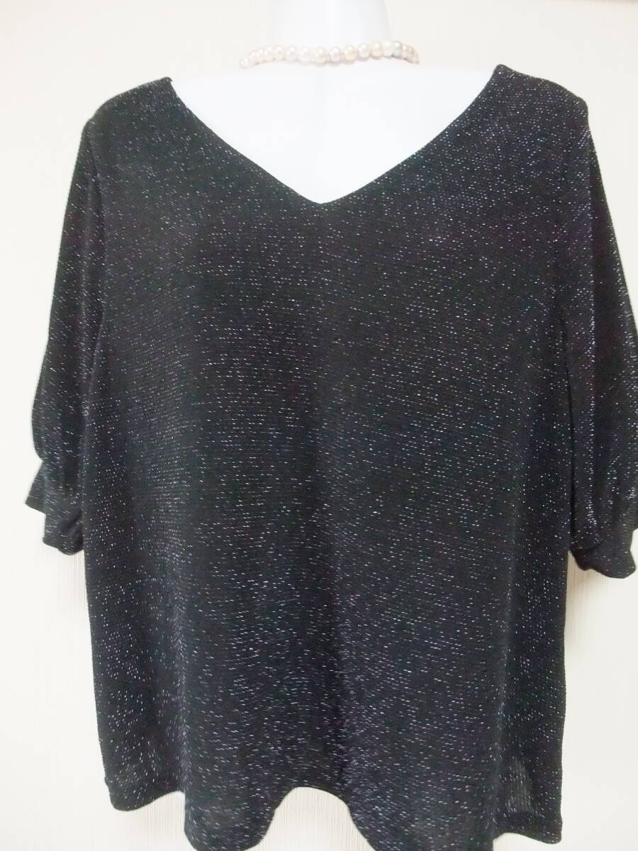 最終出品/H&M/未使用/トップス/Vネック/パフスリーブ/黒系/ラメ//М拍卖