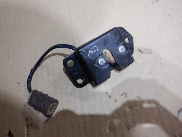 FZJ80G ランドクルーザー ランクル80 純正 バックドアロック 43283/b1拍卖