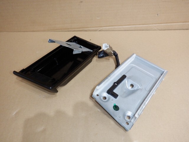 FZJ80G ランドクルーザー ランクル80 純正 灰皿 アッシュトレイ 71312/b1拍卖