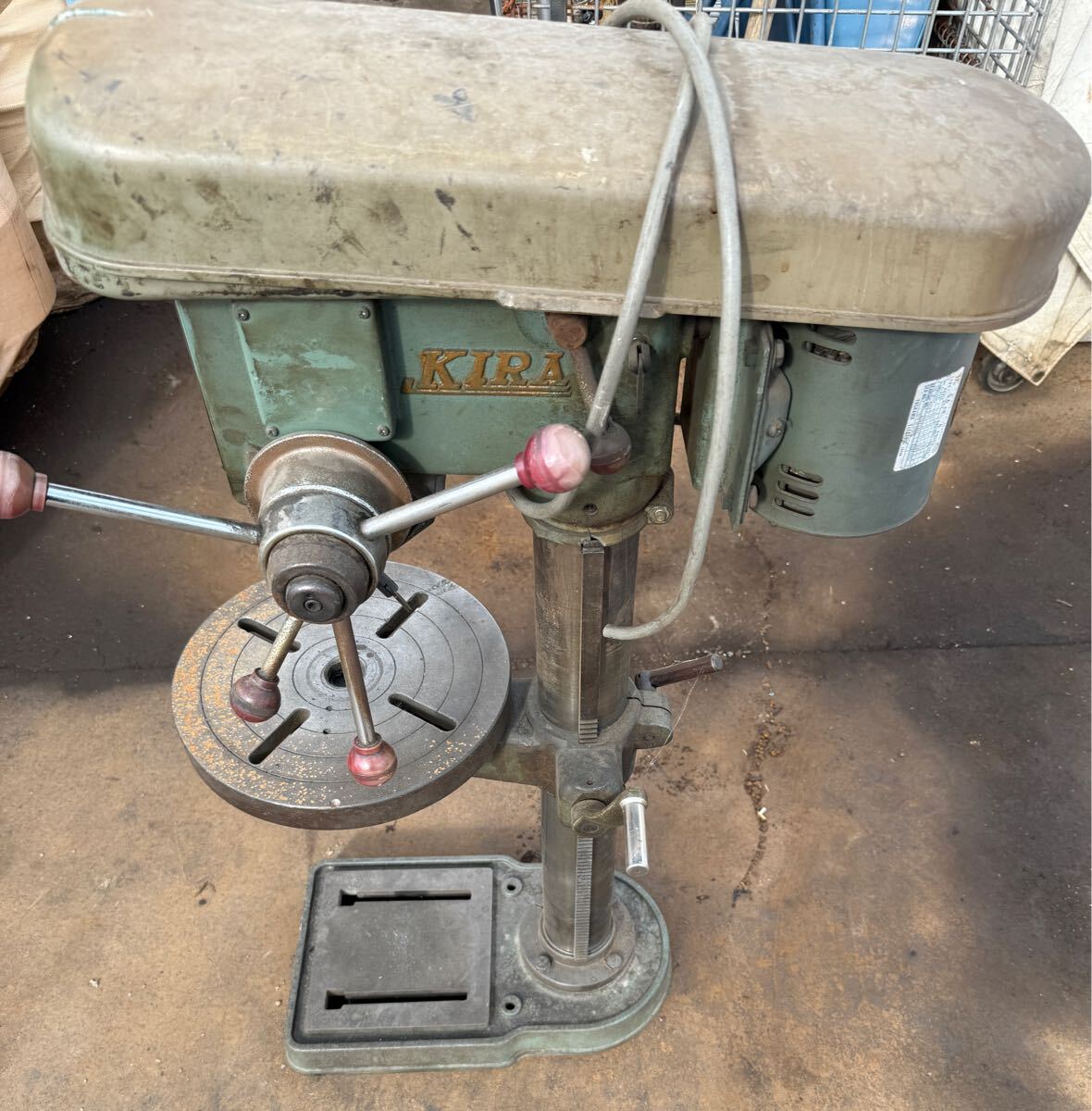 卓上ボール盤 3相 動作未確認 現状品 ジャンク扱い 山形発 手渡し 着払い 拍卖