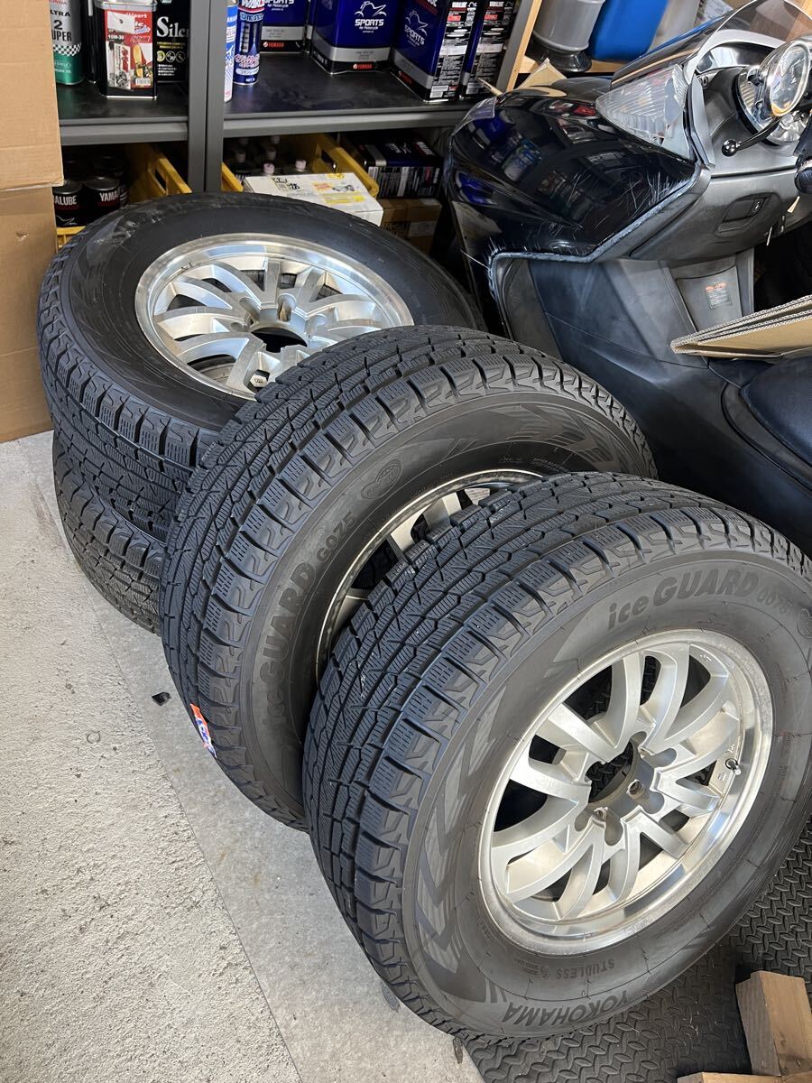 ランドクルーザープラド用スタッドレス、ホイールセット!17インチ!製造年式2022年!4本セット! ハイラックスなどにも!拍卖