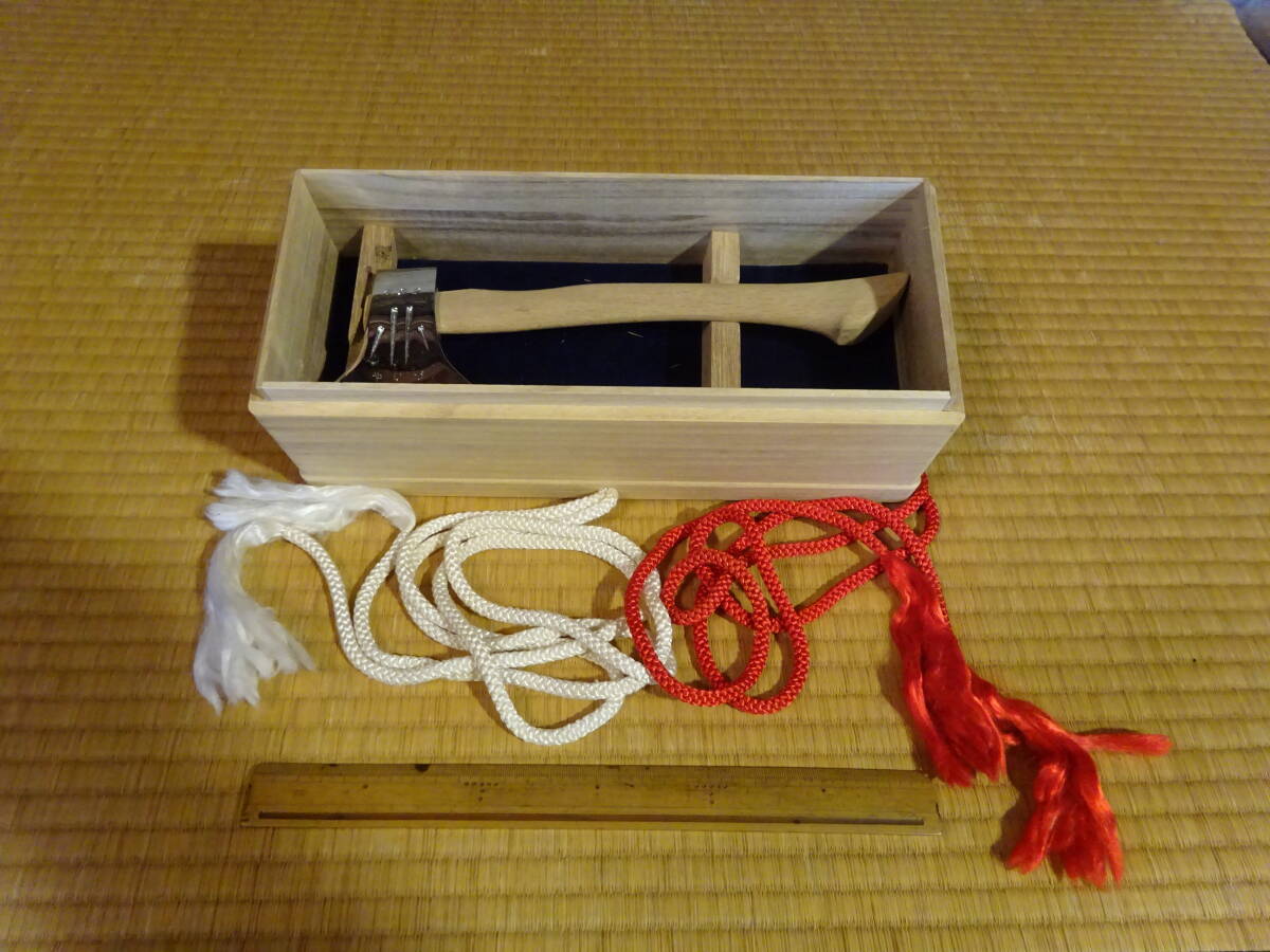 (2)進水記念 進水式 斧 「祝進水 やいず 昭和53年6月6日 株式会社金指造船所」とあります桐箱に入っています。静岡県焼津市?拍卖