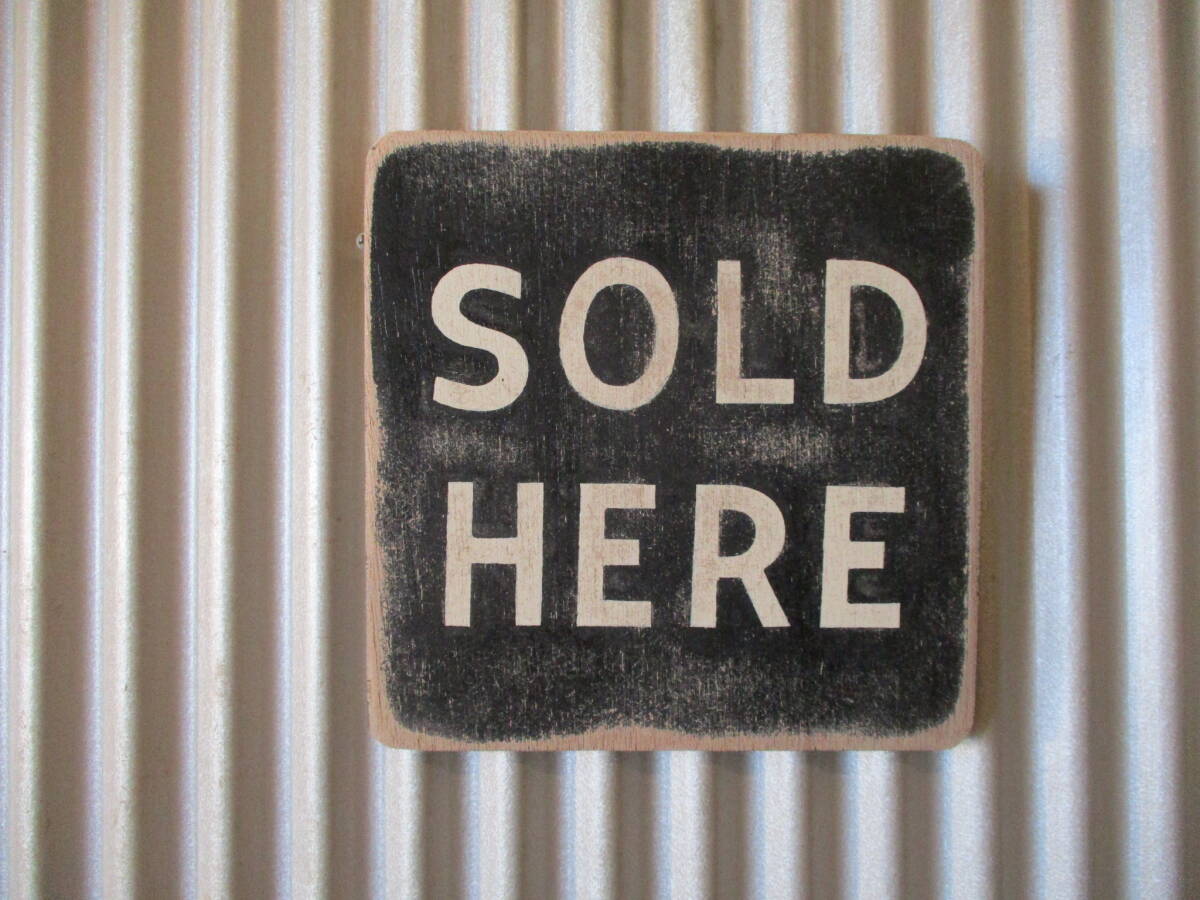インテリア木製看板 SOLD HERE検)案内表示板カフェバーレストランシャビーカントリーアンティークUSA40s50s60s70s拍卖