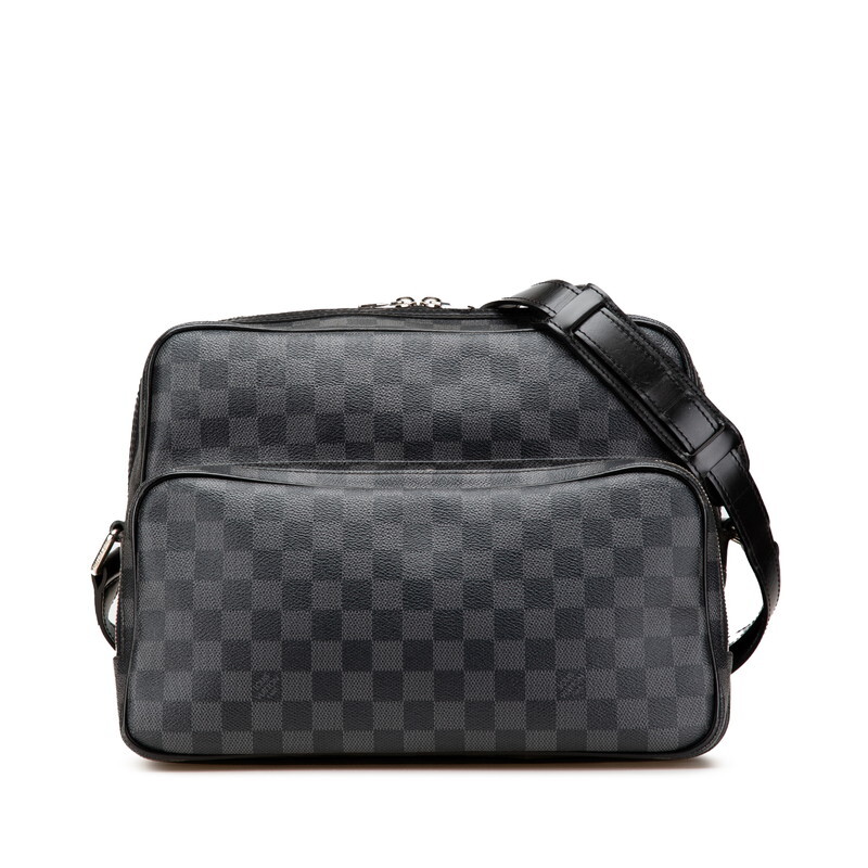ルイ ヴィトン ダミエ グラフィット イオ 斜め掛け ショルダーバッグ N45252 ブラック PVC レザー メンズ LOUIS VUITTON 【中古】拍卖