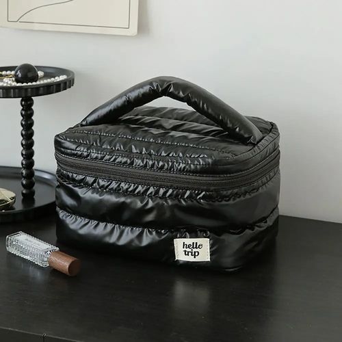 Lサイズ メタリックダウン メイクポーチ かわいい 大容量 大きいサイズ 仕切り スクエア ブラック UV0279m拍卖