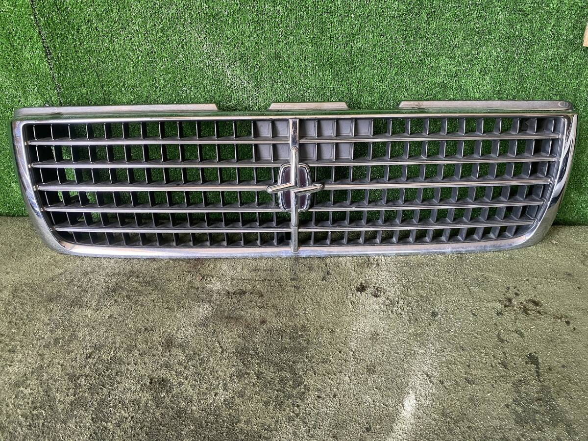 Y31 セドリック グリル拍卖