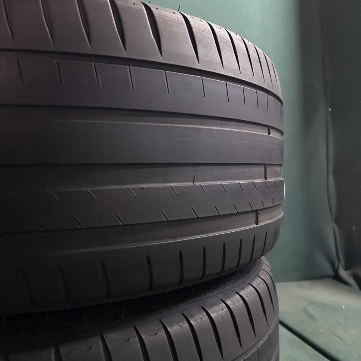 超格安スタート★ 室内保管★ 255/40R18 ミシュラン PILOT SPORTS4 2本セット 夏タイヤ拍卖