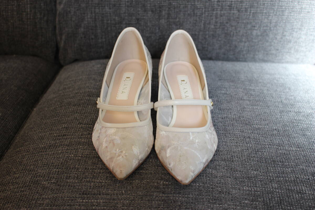 DIANA ダイアナ パンプス 靴 白 花柄 24cm 美品 !拍卖
