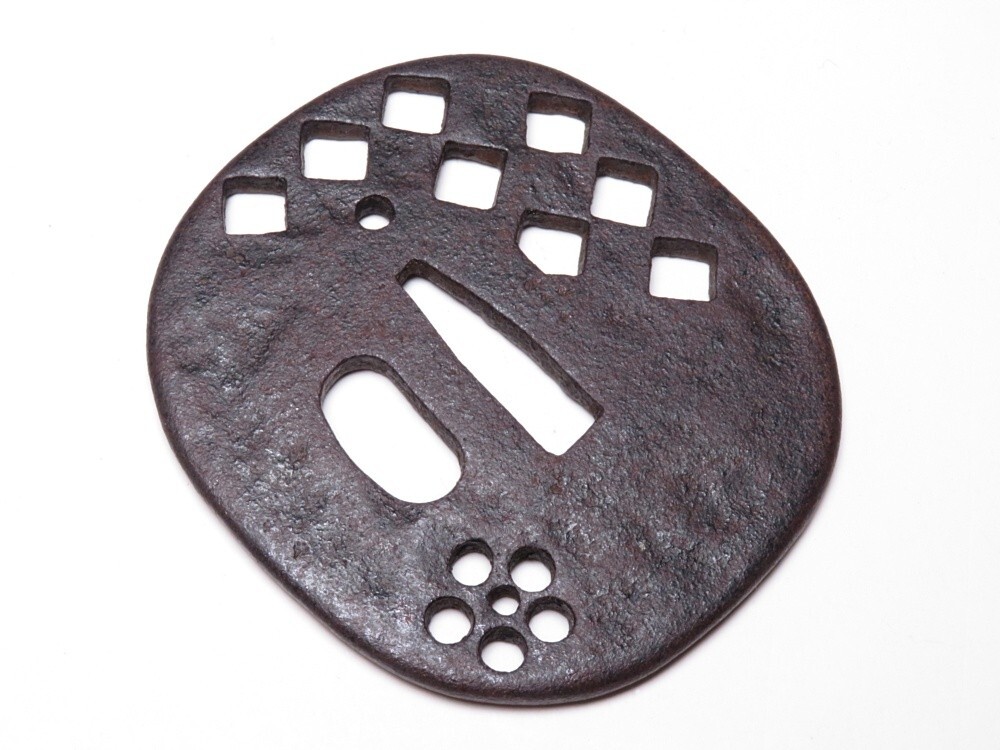 【10731】刀装具 (検/甲冑/刀/縁頭) 鉄地 透かし 鍔(初品・買取品)拍卖