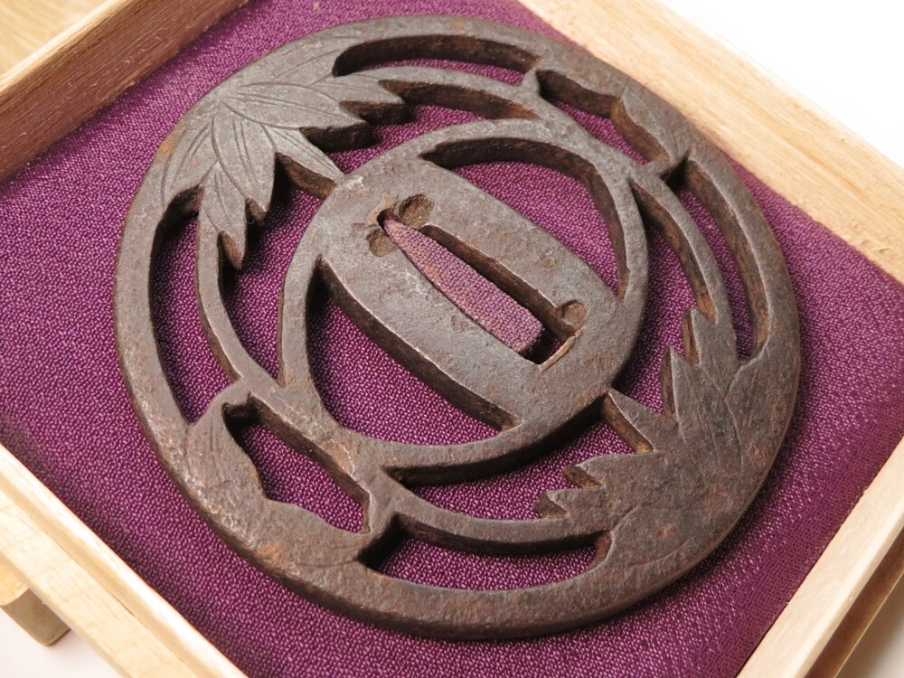 【11017】刀装具 江戸~明治 鉄地 竹 透かし 鍔(初品・買取品)拍卖