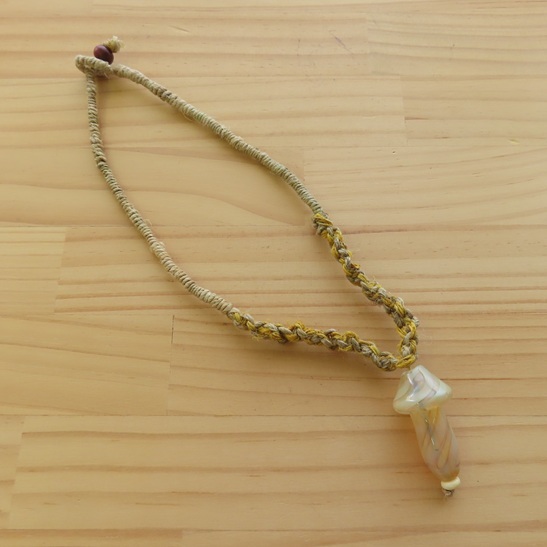 〓 アジアン ネックレス 〓 HEMP ヘンプ 麻 ガラス 茸 キノコ きのこ エスニック 民族 個性 おしゃれ 〓N028拍卖