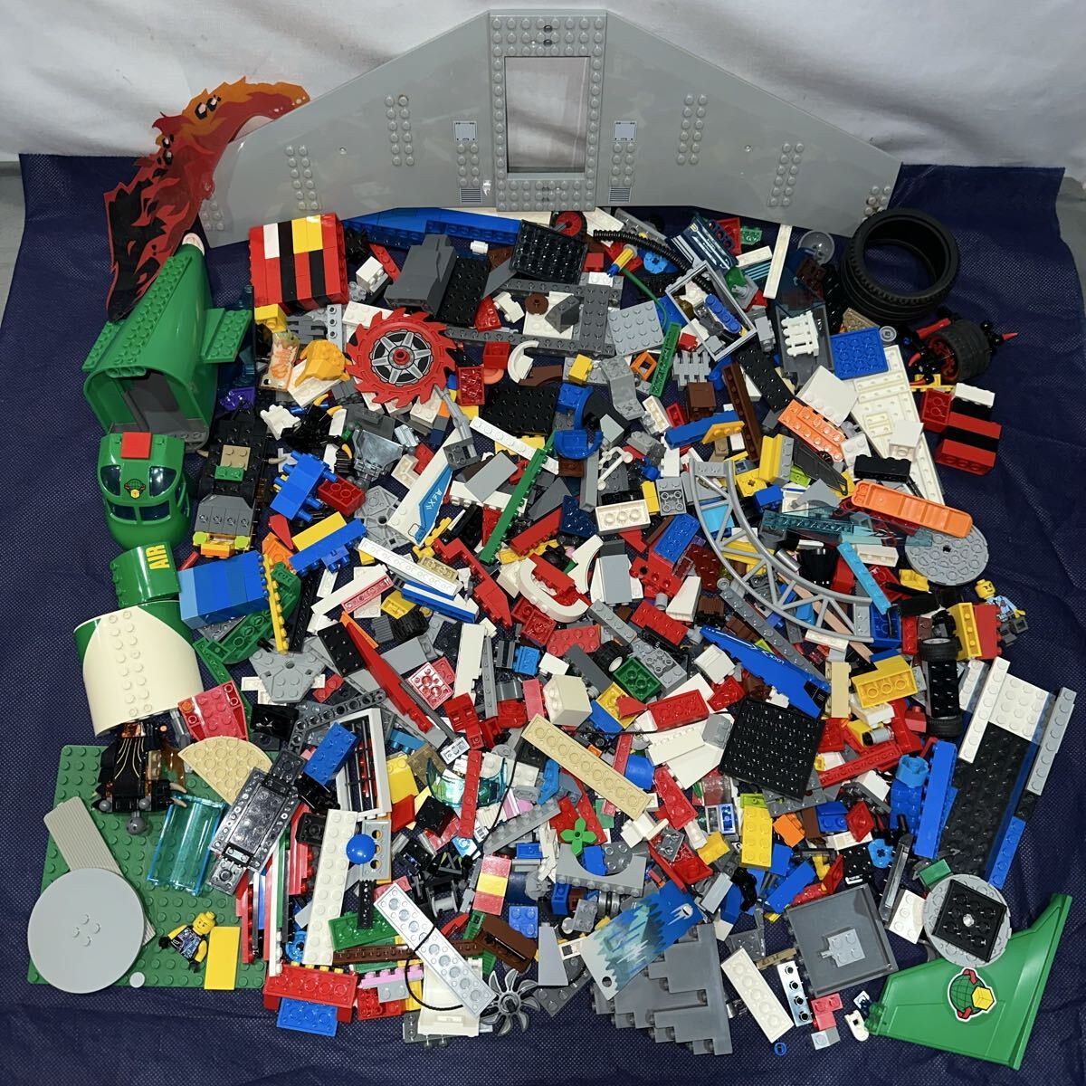 LEGO レゴ ブロック パーツ バラ 約1.5kg ブロック フィグ レール シティ 貨物 飛行機 ニンジャゴー テクニック など バラ売り (21)100size拍卖