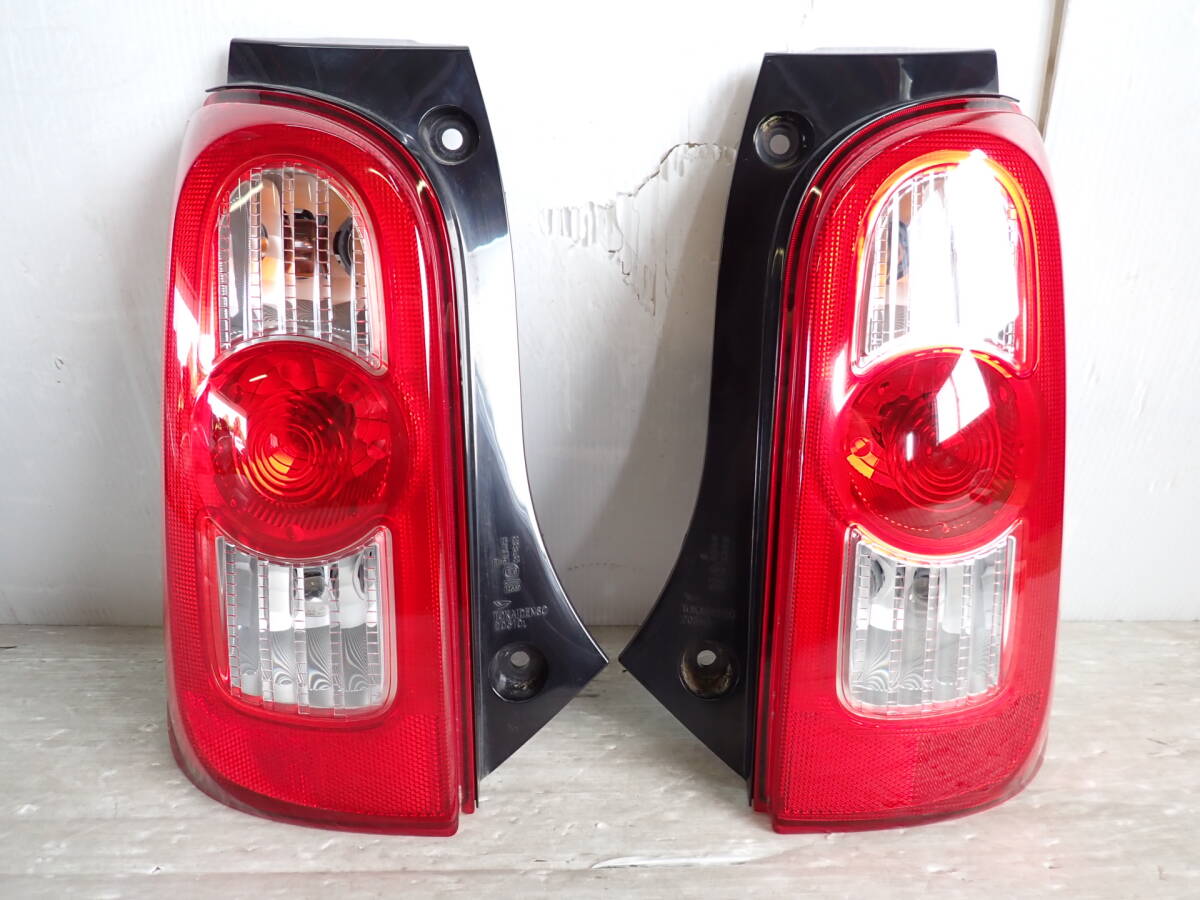 【良品】 L675S/L685S ミラココア 純正 左右 テール ランプ ライト 205010・81550-B2300・81560-B2300 【25-797】拍卖
