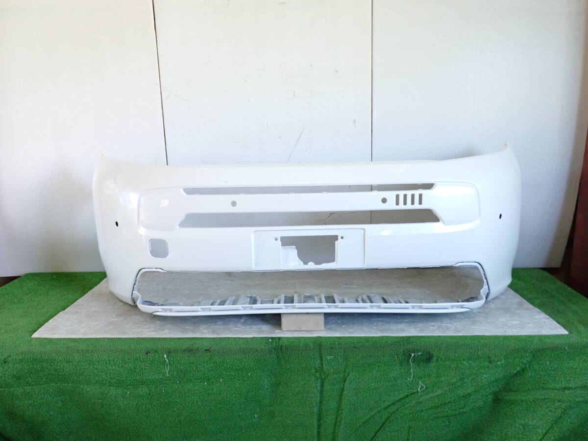GT1/GT3/GT5/GT7 フリード フリードe:HEV 純正 フロントバンパー NH883P プラチナホワイトパール 71101-33F-J000 【25-905】拍卖