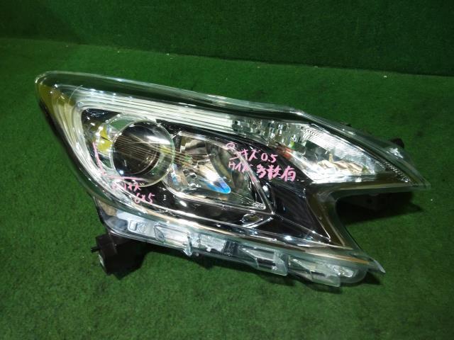 ノート DBA-E12 右 ヘッド ライト ランプ QAB拍卖